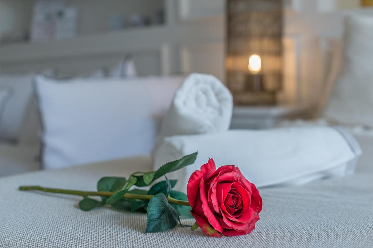 Bianca Chic Studio - Carihuela Beach At 300M Torremolinos Ngoại thất bức ảnh